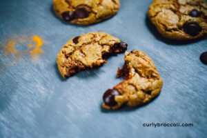 Cashew Butter Chocolate Chip Cookies